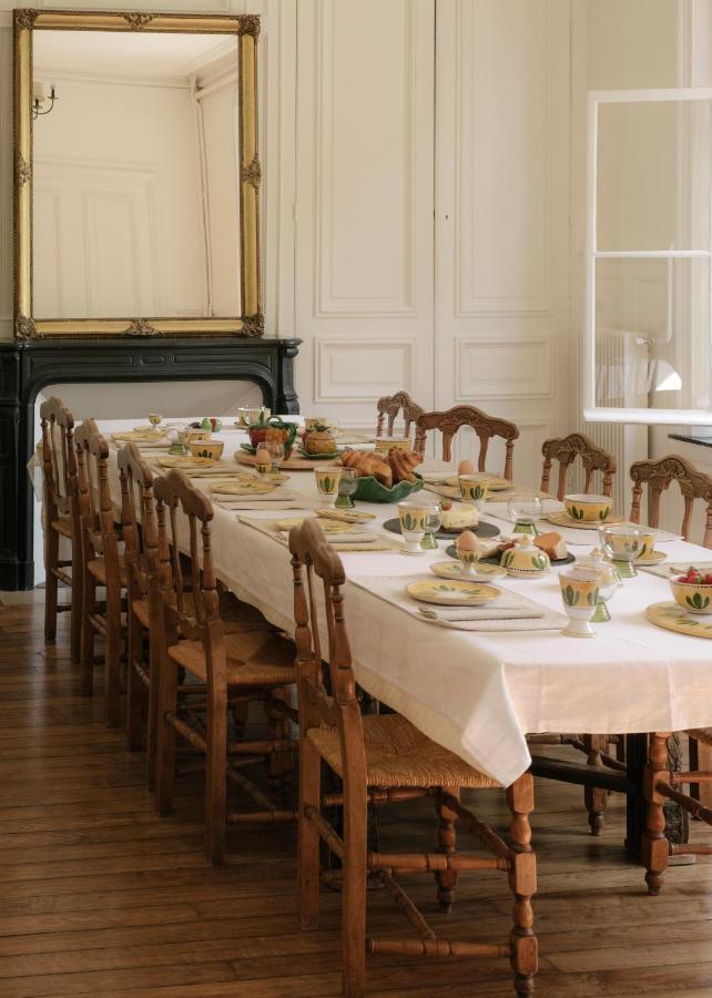 Petit Chateau Vercourt Buitenkant foto